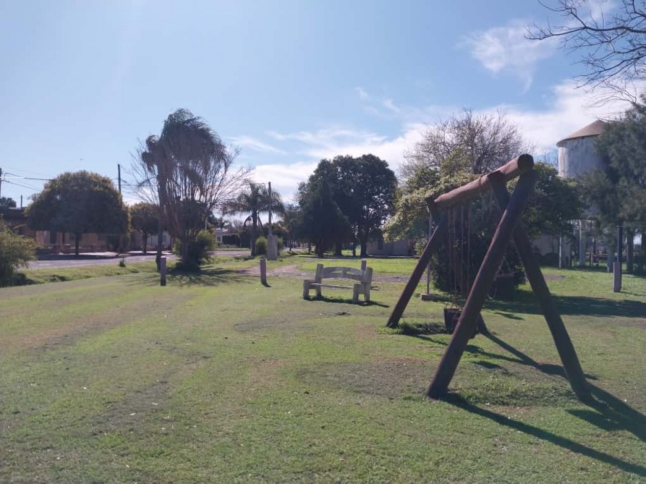 Terrenos de 300 m2 a 500 m2 con una entrega , cuotas fijas  amplia financiacion  en pesos - se Acepta vehiculo en parte de pago