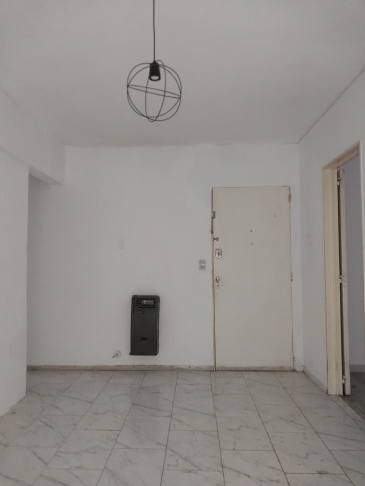 ALQUILER SEMIPISO AL FRENTE 2 DORMITORIOS BARRIO MARTIN ALEM ESQUINA MONTEVIDEO