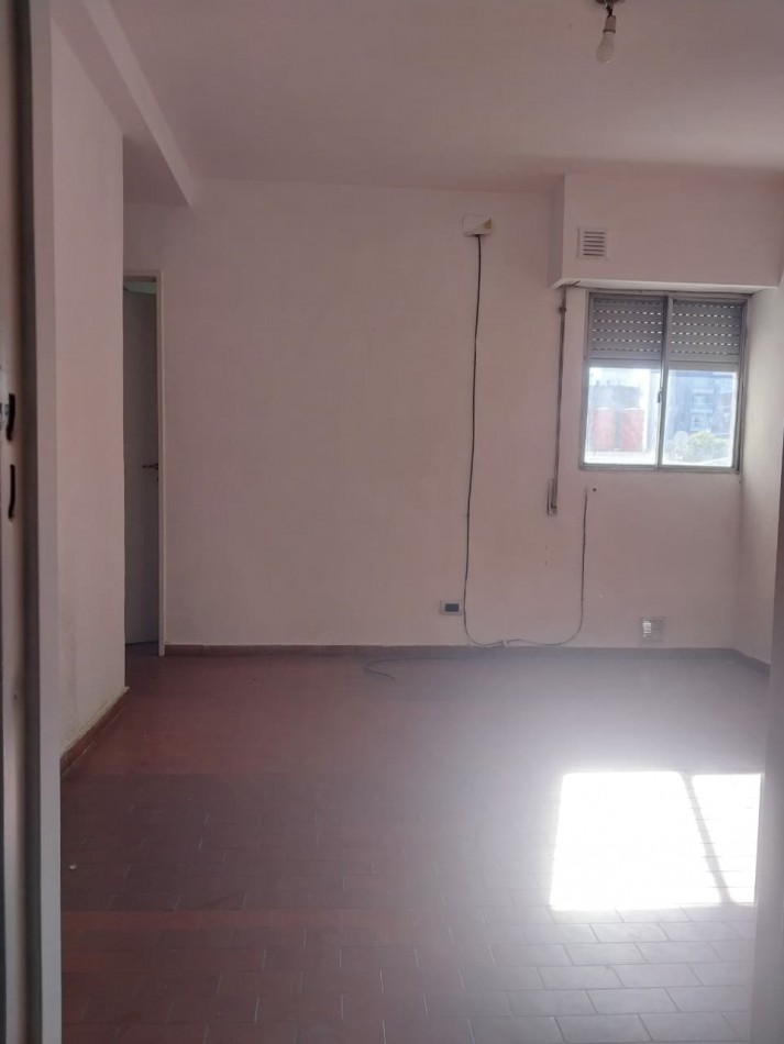 Departamento 1 Dormitorio contrafrente Barrio Abasto ideal para Flipping Inmobiliario