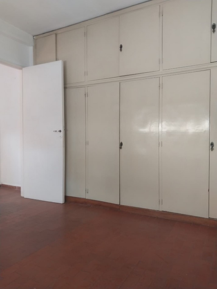 Departamento 1 Dormitorio contrafrente Barrio Abasto ideal para Flipping Inmobiliario